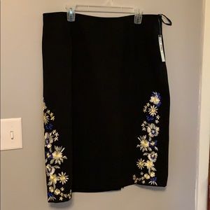 Tahari skirt